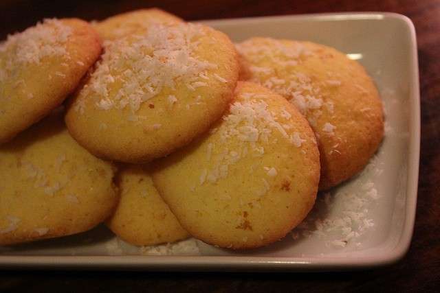 Biscotti con scaglie di cocco