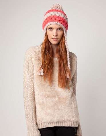 Cappello con trecce bicolor Bershka