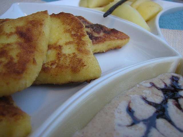 Frittelle di semolino con mele