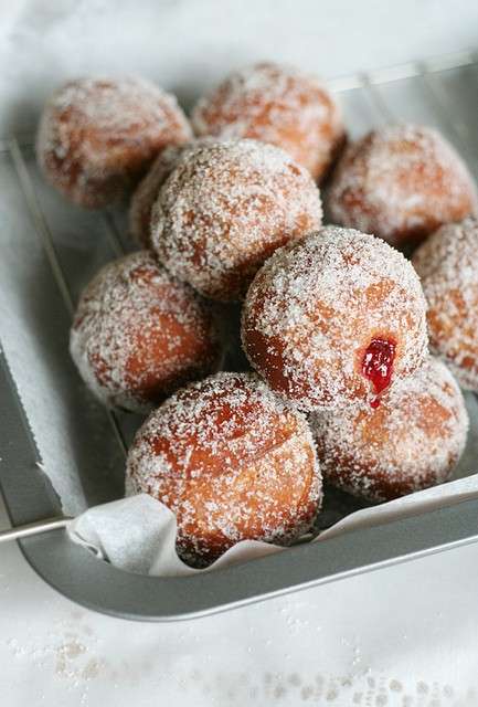 Frittelle e marmellata