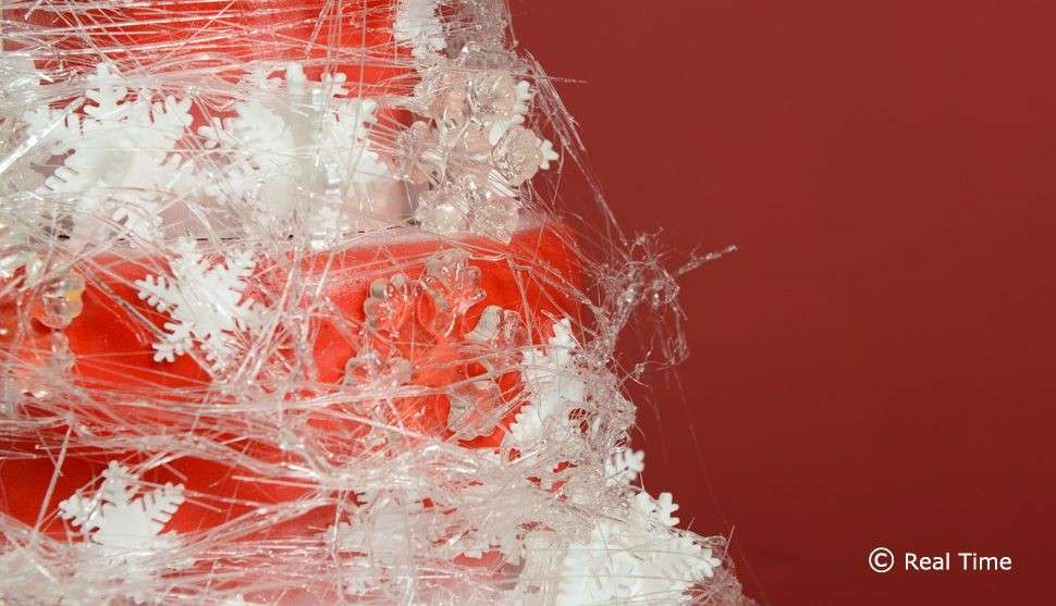 Particolare della torta scinitllii di ghiaccio