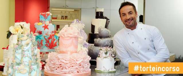 Renato tra le sue torte