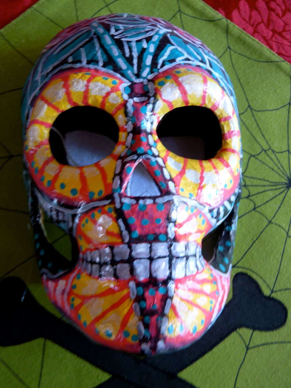 Teschio coloratissimo per Carnevale