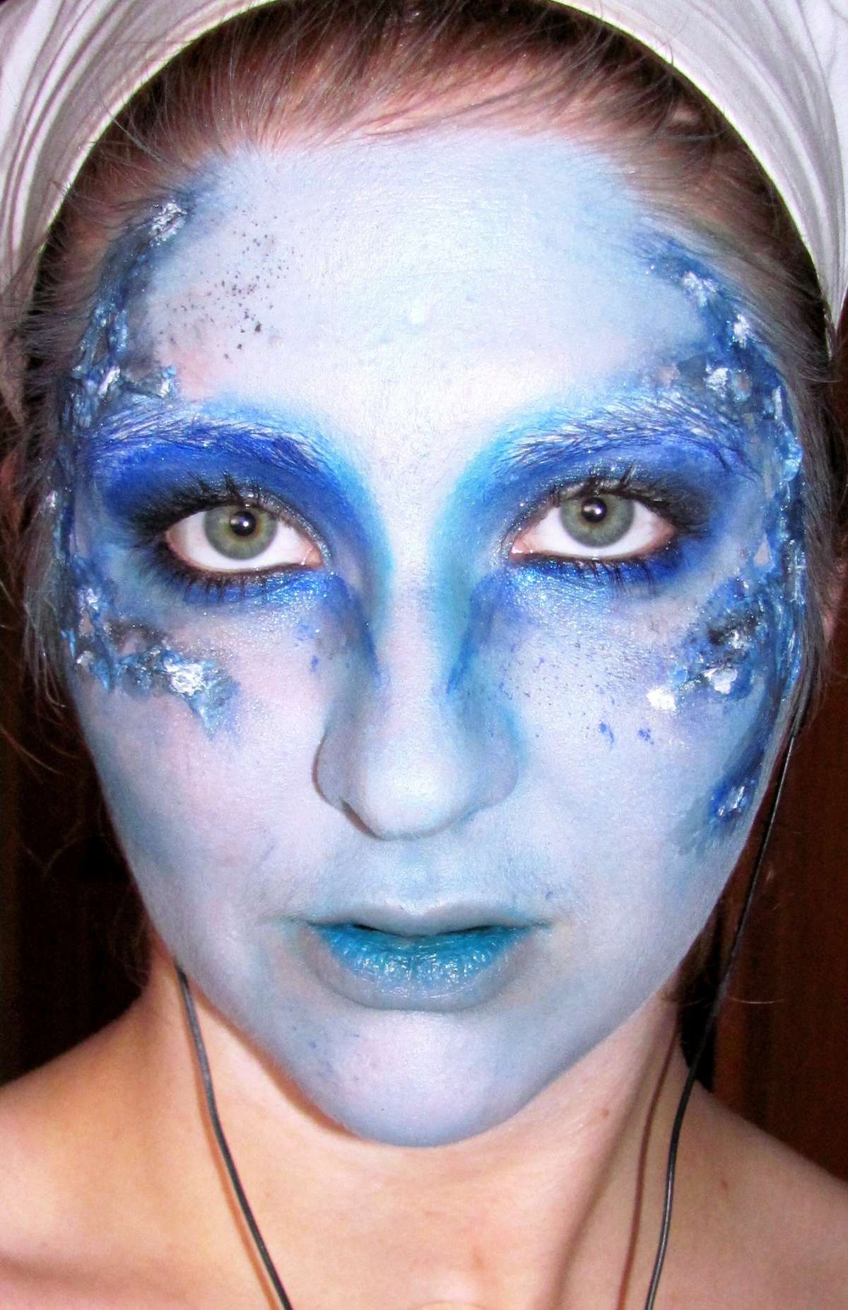 Trucco blu