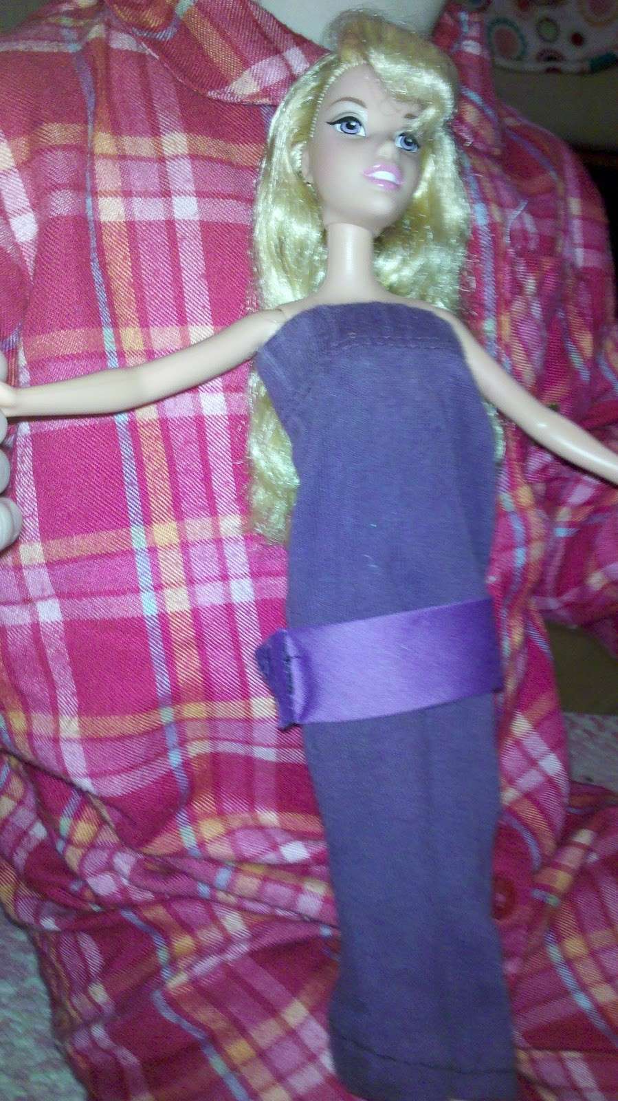 Barbie viola