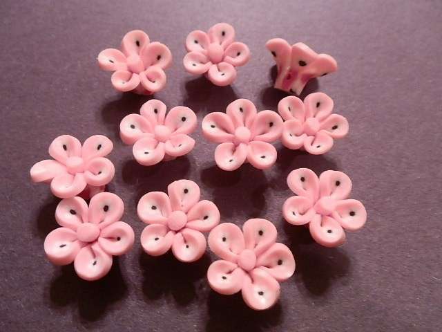 Fiori rosa in fimo