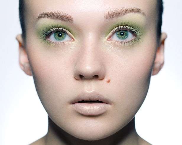 Make up in verde chiaro