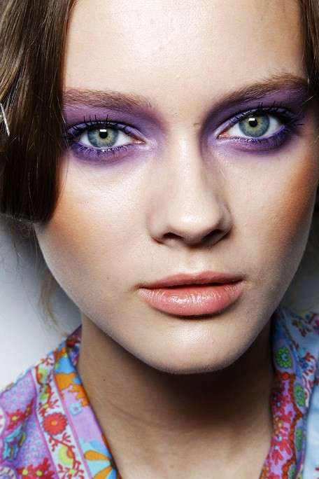 Make up in viola