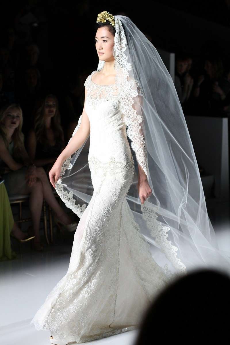 Abito da sposa in pizzo