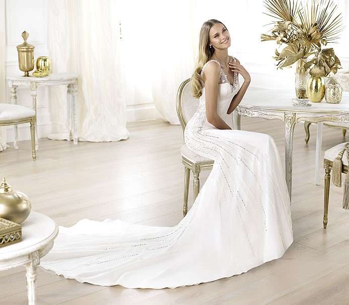 Abito da sposa Pronovias modello Laherie