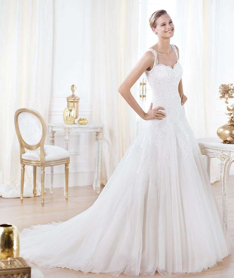 Abito da sposa Pronovias modello Lavianne