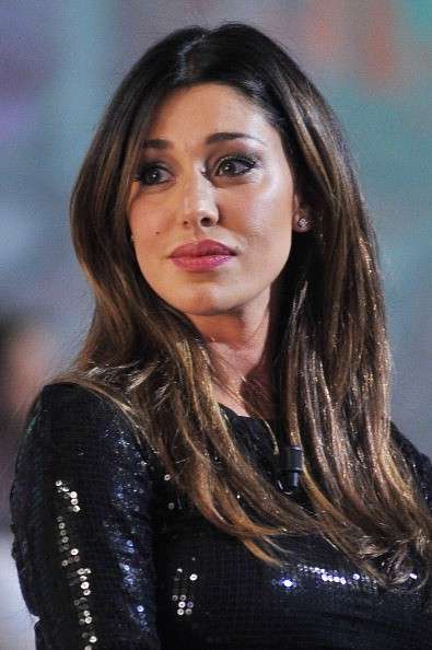 Belen Rodriguez con capelli scuri