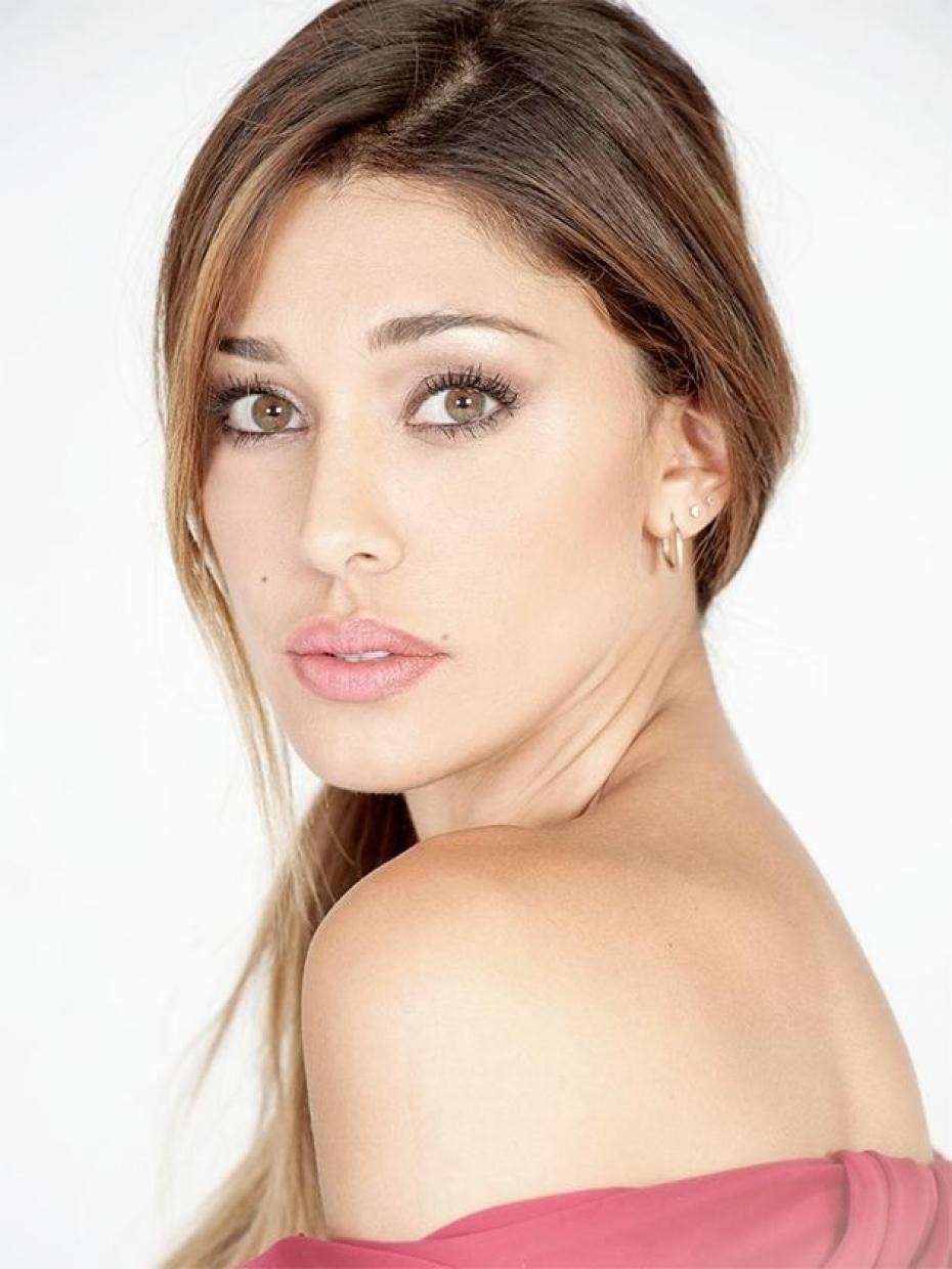 Belen Rodriguez con chiome castane