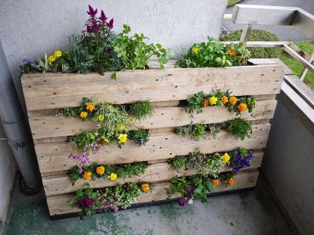 Decorazioni per il giardino: tante idee originali e fai da te [FOTO]