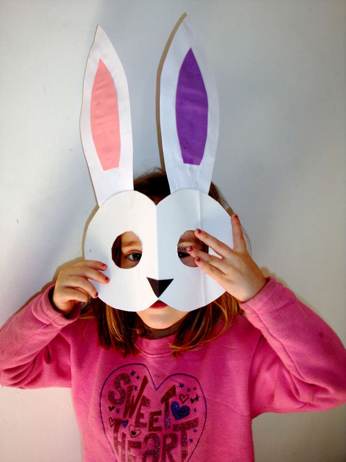 Maschera da coniglio per i lavoretti di Pasqua dei bambini
