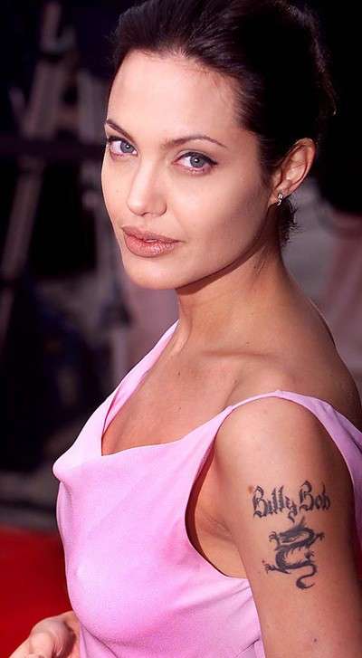 Tatuaggio di Angelina Jolie