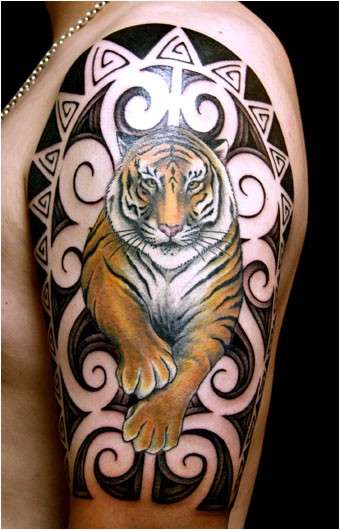 Tatuaggio giapponese con la tigre
