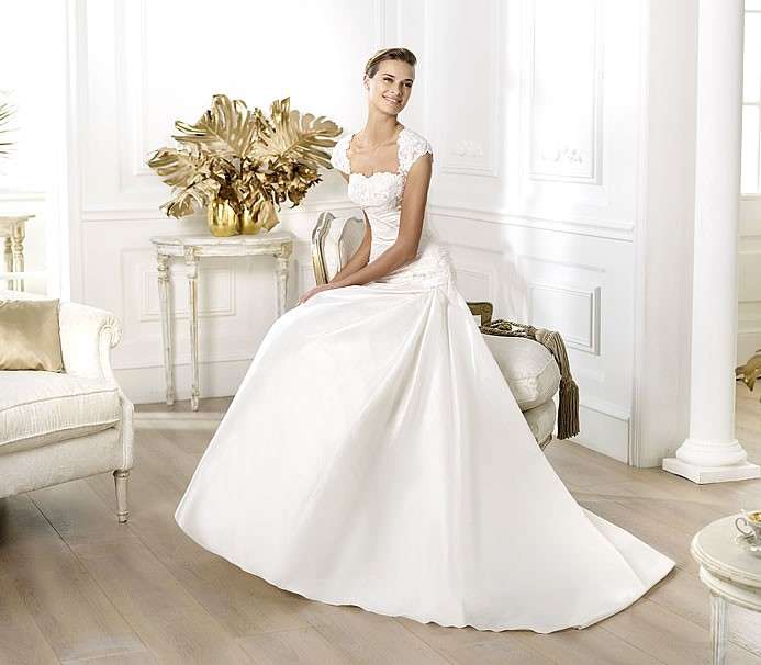 Vestito da sposa Pronovias 2014 modello Lessen