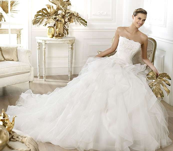 Vestito da sposa Pronovias modello Leante