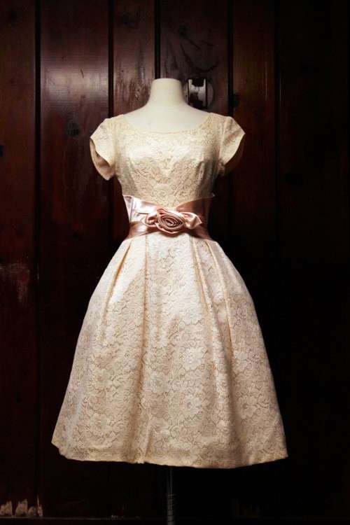 Abito da sposa anni 50 rosa