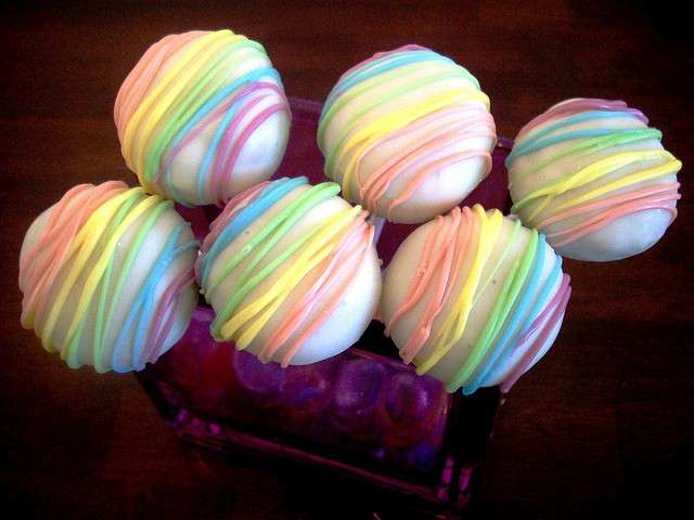 Cake pops arcobaleno