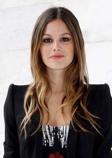 Capelli con balayage per Rachel Bilson