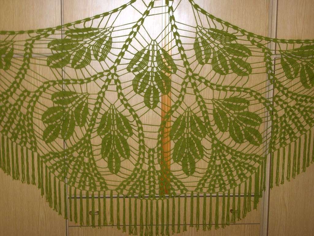 Disegno crochet a foglie
