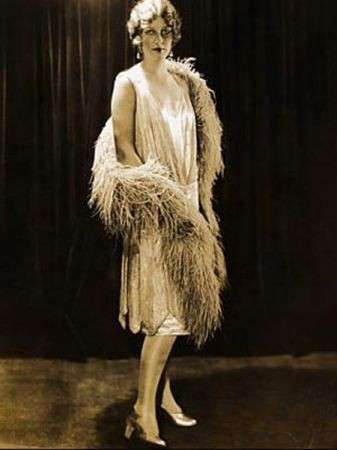 Tipica flapper anni 20