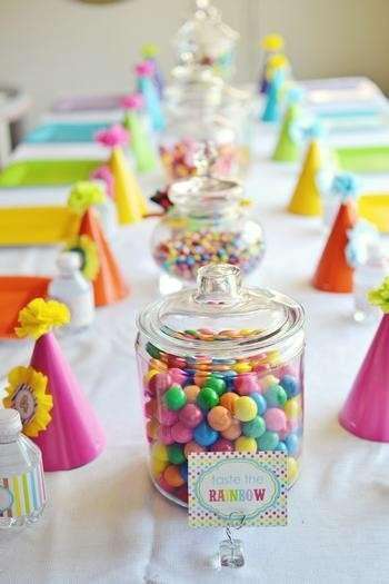 Confetti colorati per il compleanno dei bambini