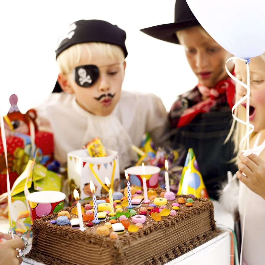 Il tema dei pirati per il compleanno dei bambini