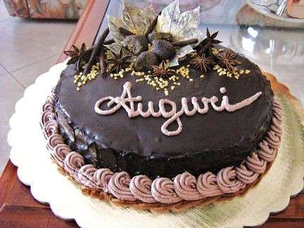 Torta di auguri per il compleanno