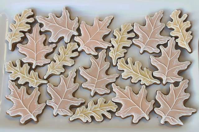 Biscotti a foglie