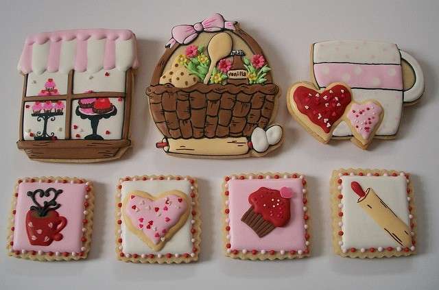 Biscotti decorati con glassa