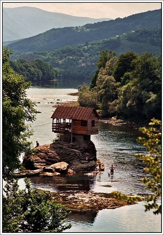 Casa sul fiume