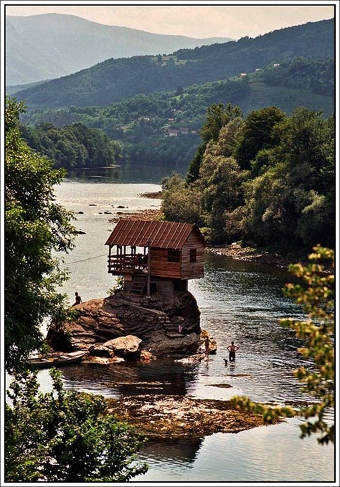 Casa sul fiume