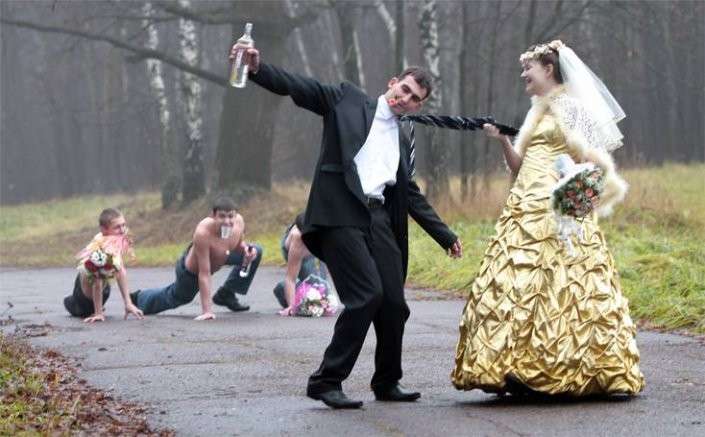 Sposi ubriachi alle nozze