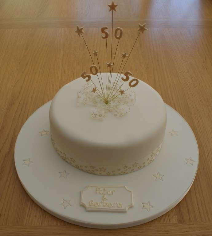 Torta per l'anniversario moderna