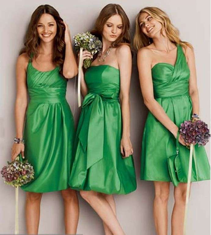 Vestiti verdi per nozze al mare