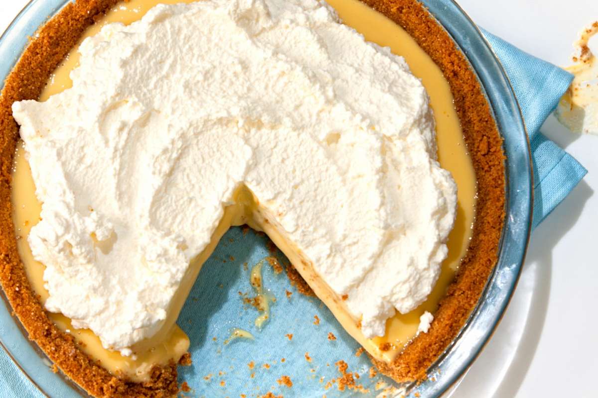 Torta autunnale con crema e panna