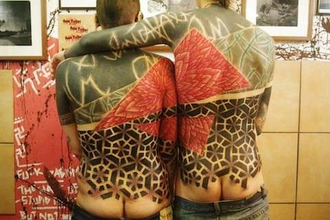 Tatuaggi di coppia sulla schiena