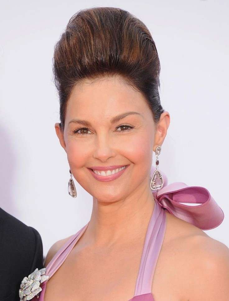 Ashley Judd beauty look