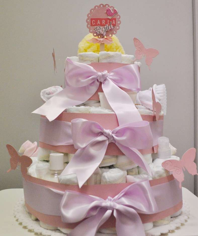 Diaper cake con fiocchi rosa