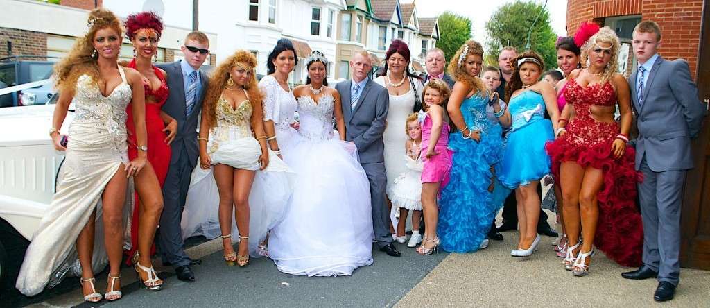 Foto di gruppo alle nozze gipsy