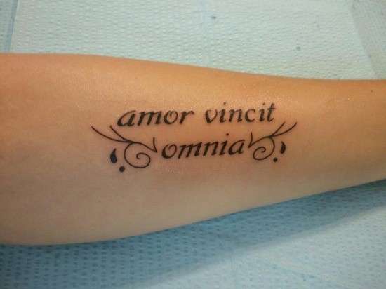 Tatuaggio sull'amore