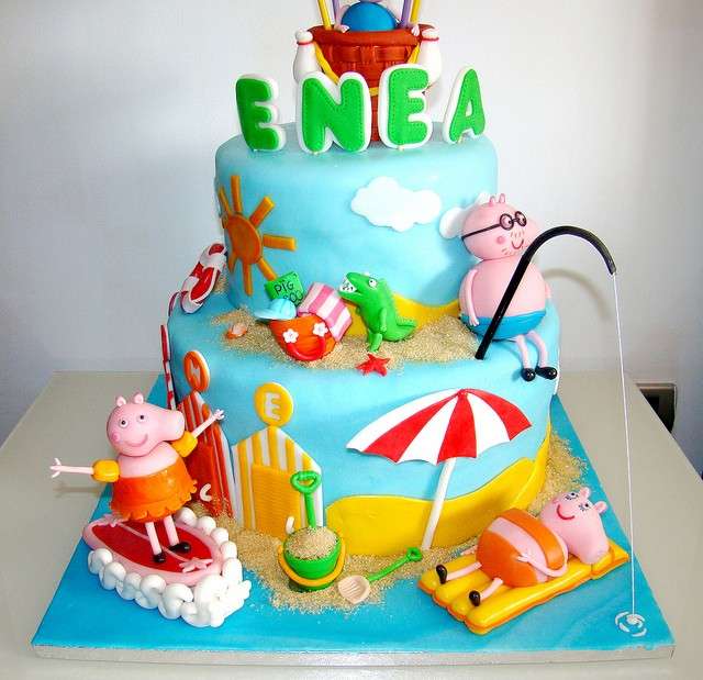 Torta a due piani di Peppa Pig