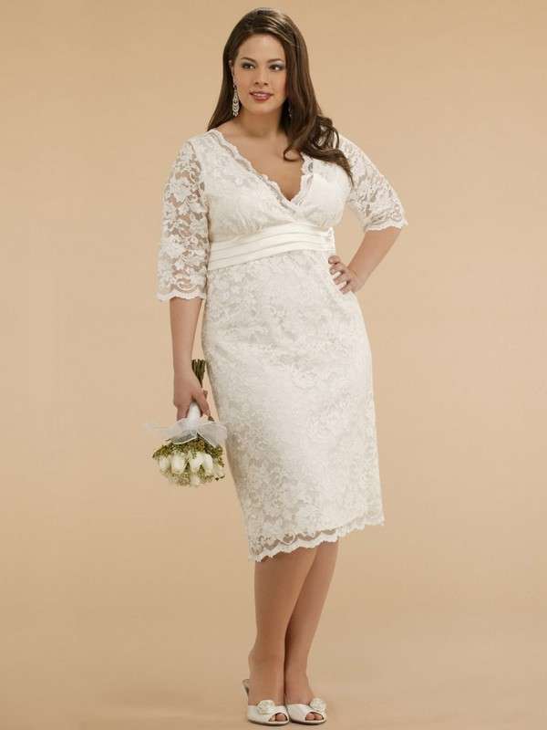 Abito da sposa per taglie forti corto