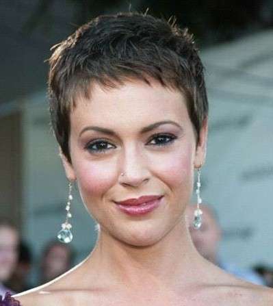 Alyssa Milano beauty look