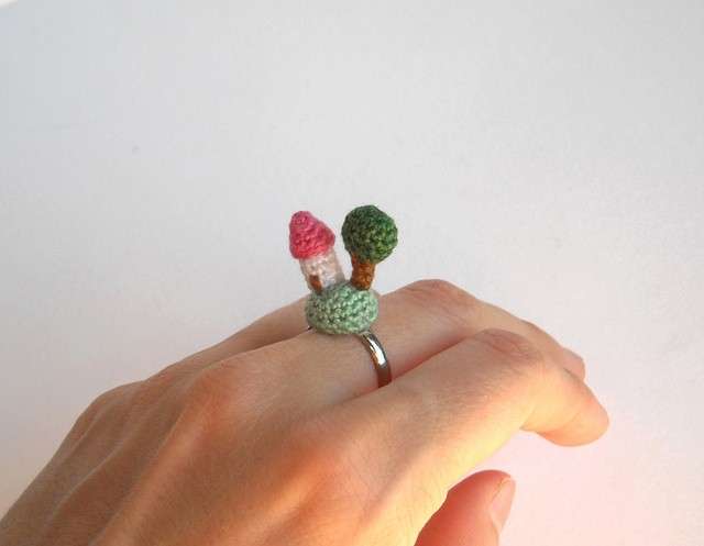 Anello con casa crochet