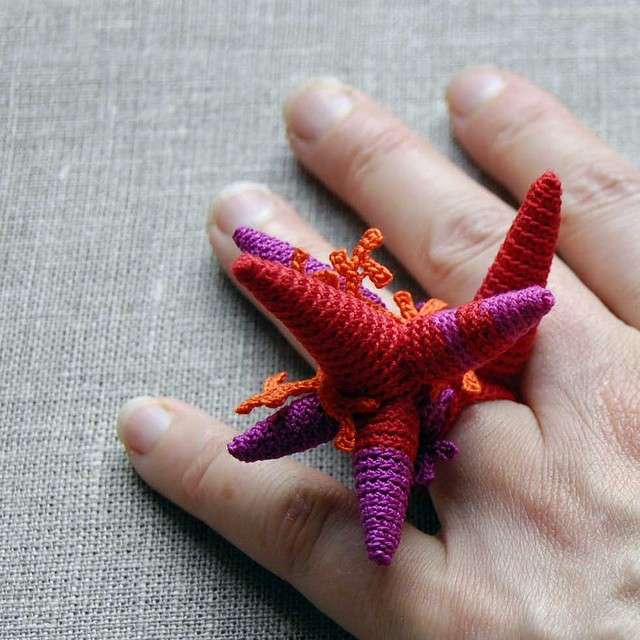 Anello con stella marina crochet