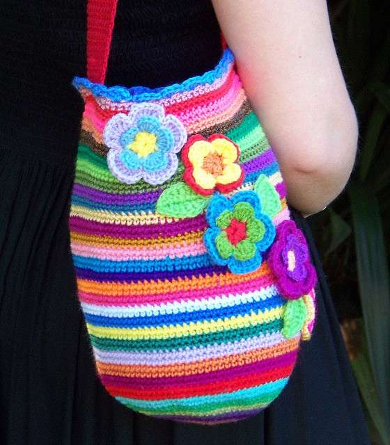 Borsa a righe con fiori multicolore